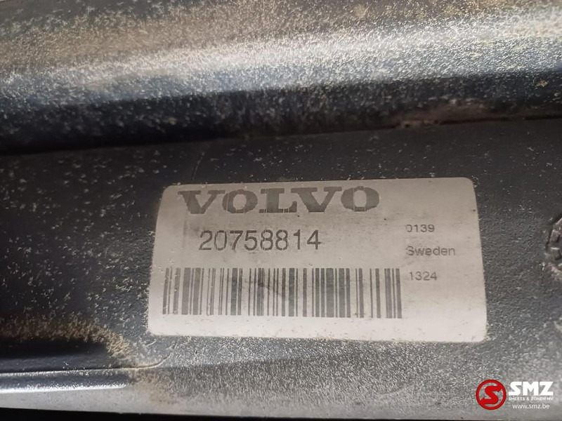 Volvo Occ radiator + intercooler Volvo - Радиатор для Грузовиков: фото 5 Volvo Occ radiator + intercooler Volvo - Радиатор для Грузовиков: фото 5