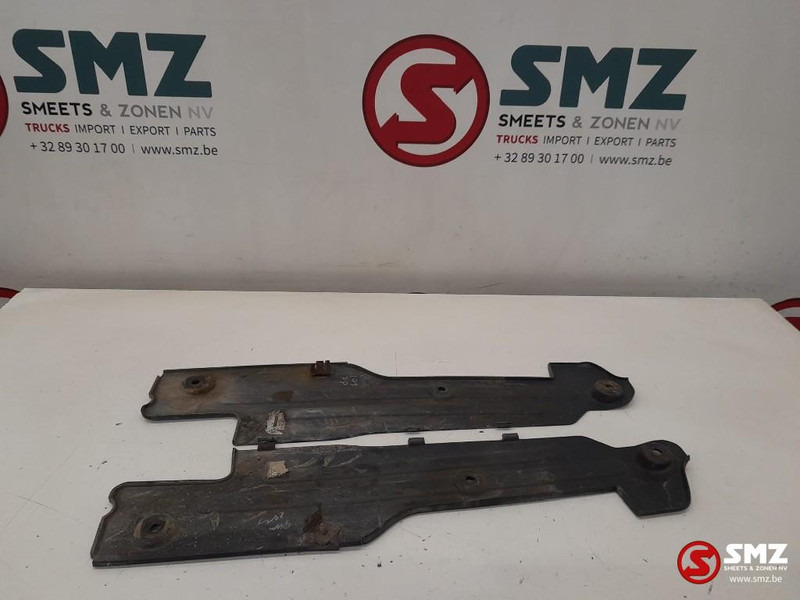 Volvo Occ set inkijkbescherming L/R Volvo - Бампер для Грузовиков: фото 3 Volvo Occ set inkijkbescherming L/R Volvo - Бампер для Грузовиков: фото 3