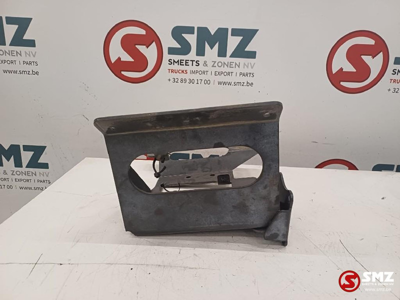 Volvo Occ spatbordsteun vooras rechtsachter Volvo - Кузов и экстерьер для Грузовиков: фото 3 Volvo Occ spatbordsteun vooras rechtsachter Volvo - Кузов и экстерьер для Грузовиков: фото 3