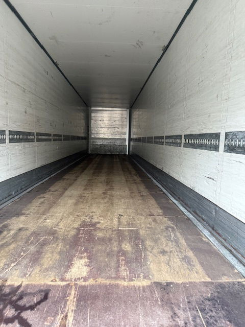 Schmitz Cargobull Achter sluitklep Liftassen - Полуприцеп-фургон: фото 3 Schmitz Cargobull Achter sluitklep Liftassen - Полуприцеп-фургон: фото 3