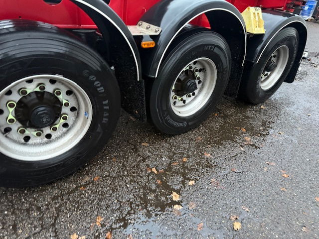 Van Hool 20 FT - Полуприцеп-контейнеровоз/ Сменный кузов: фото 3 Van Hool 20 FT - Полуприцеп-контейнеровоз/ Сменный кузов: фото 3