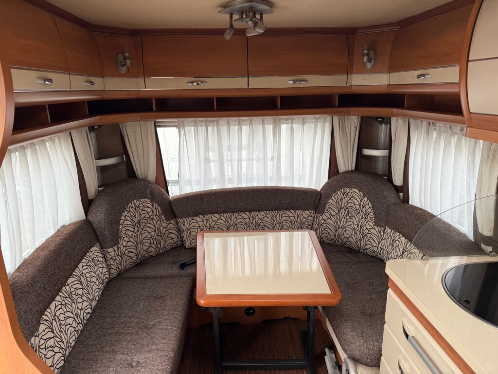 Hobby Excellent 460 UFe 2013 - Прицеп дача: фото 5 Hobby Excellent 460 UFe 2013 - Прицеп дача: фото 5