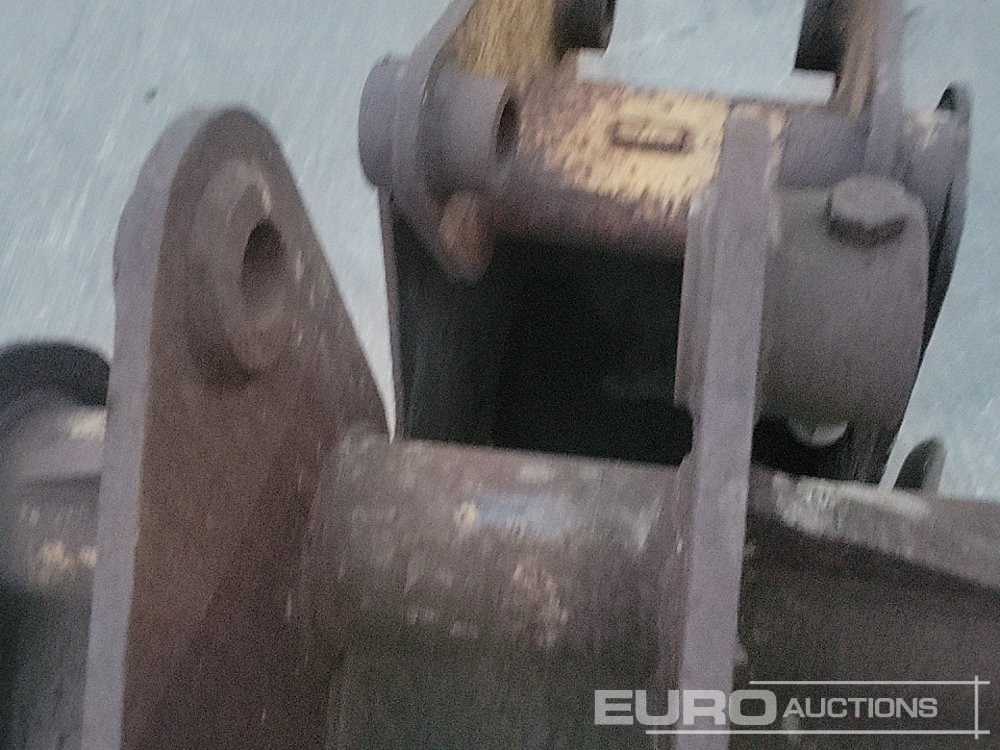 Ковш 18", 24" Digging Bucket to suit Backhoe Loader: фото 12