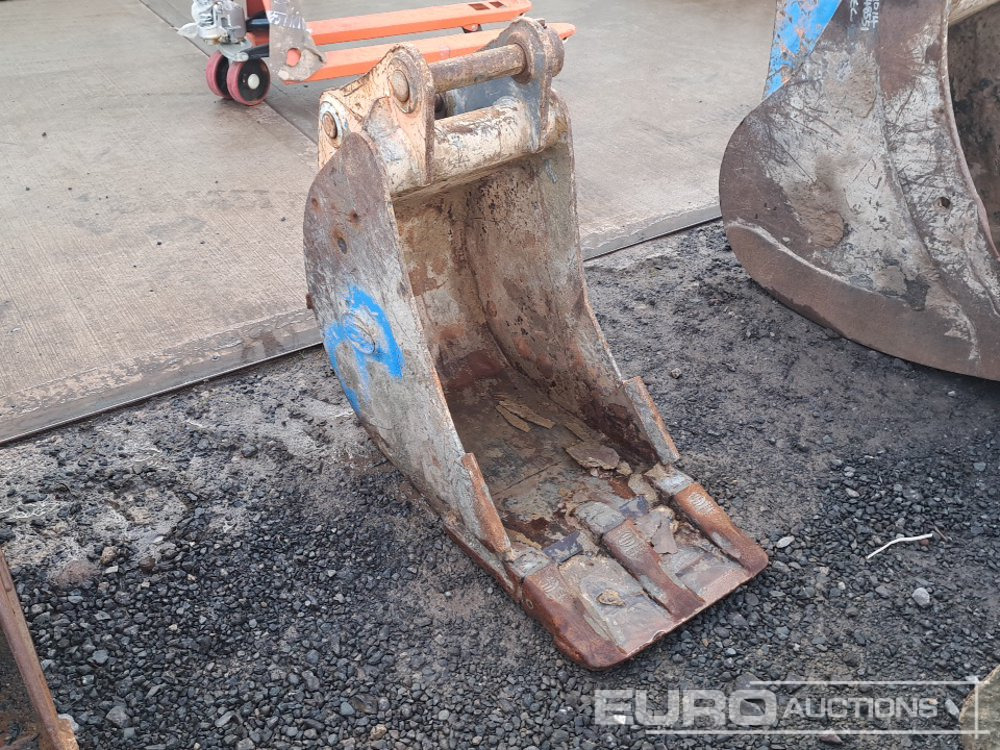 18" Strickland Digging Bucket 50mm Pin to suit 6-8 Ton Excavator - Ковш: фото 1 18" Strickland Digging Bucket 50mm Pin to suit 6-8 Ton Excavator - Ковш: фото 1