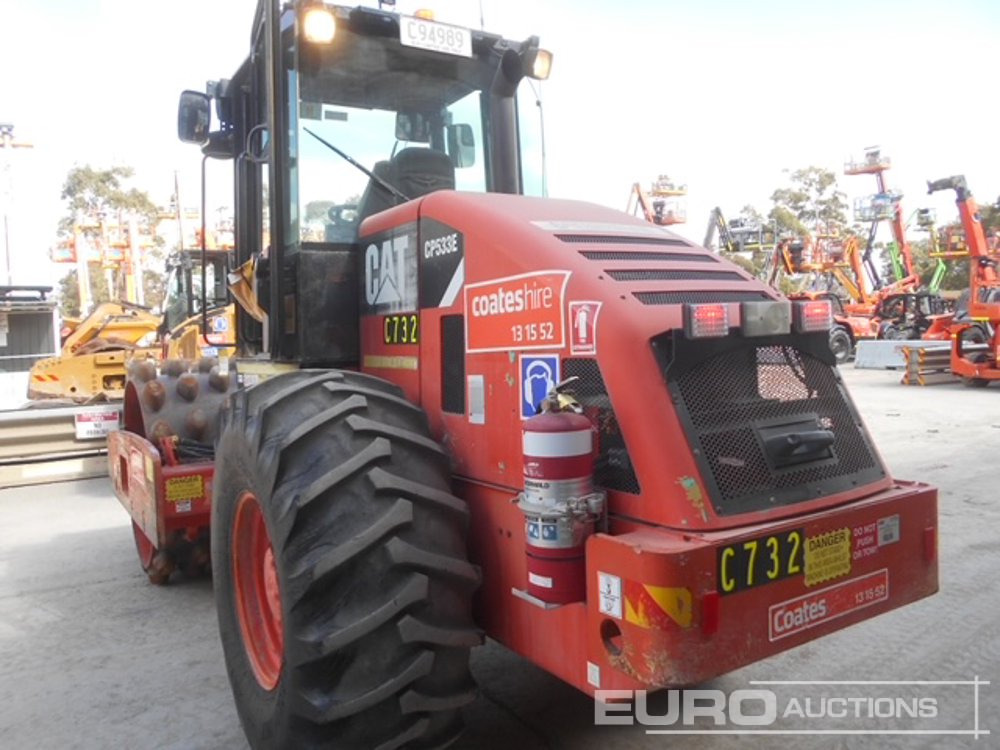 2011 CAT CP533E - Каток: фото 3 2011 CAT CP533E - Каток: фото 3