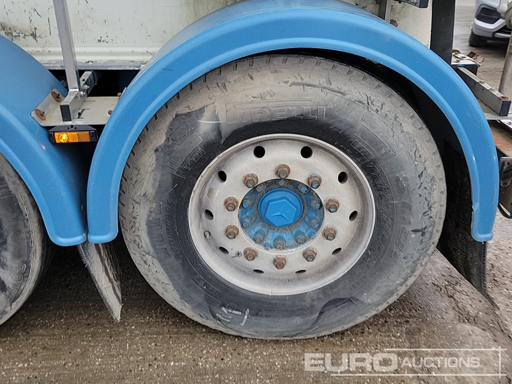 Полуприцеп-цистерна 2012 Feldbinder Tri Axle Powder Tanker Trailer: фото 13 Полуприцеп-цистерна 2012 Feldbinder Tri Axle Powder Tanker Trailer: фото 13