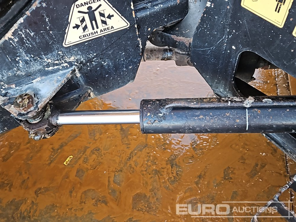 Мини-самосвал 2016 JCB 3TS: фото 14