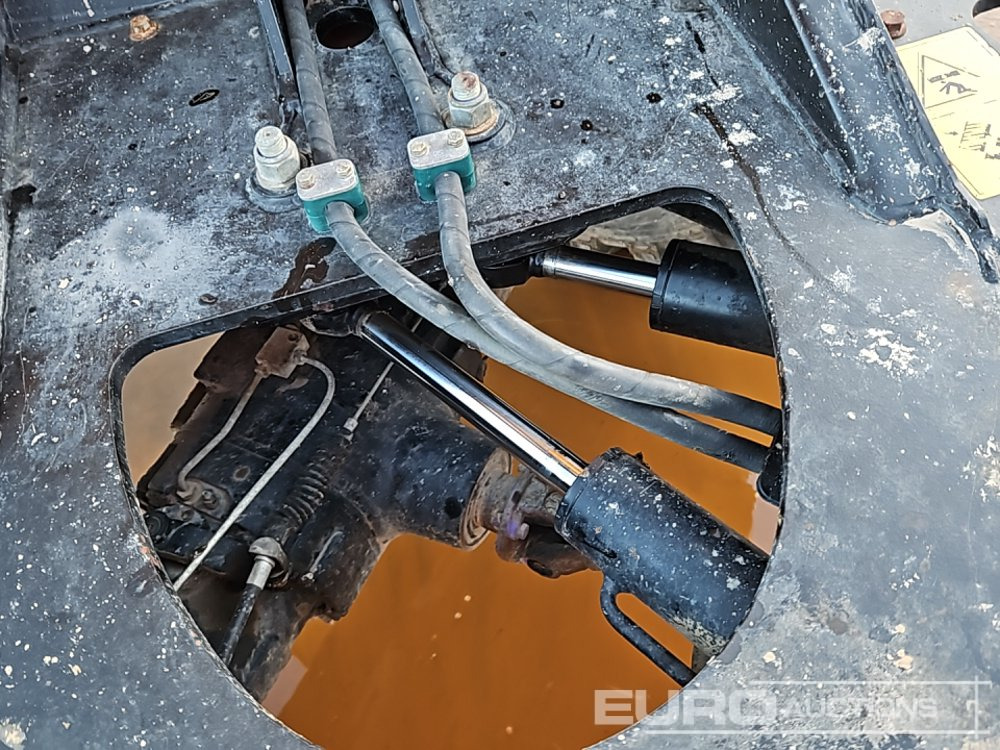 Мини-самосвал 2016 JCB 3TS: фото 17