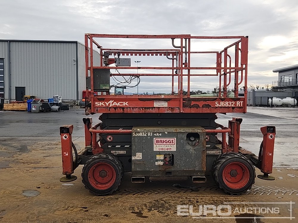 Подъёмник 2017 SkyJack SJ6832RT: фото 6 Подъёмник 2017 SkyJack SJ6832RT: фото 6