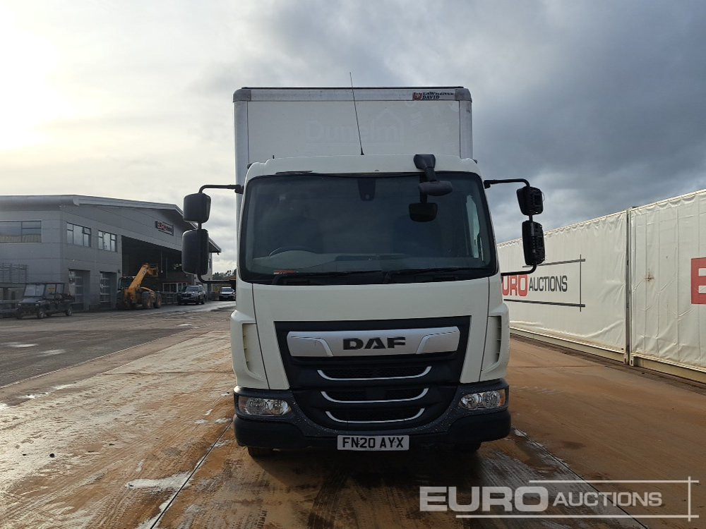 Грузовик с закрытым кузовом 2020 DAF LF180: фото 8