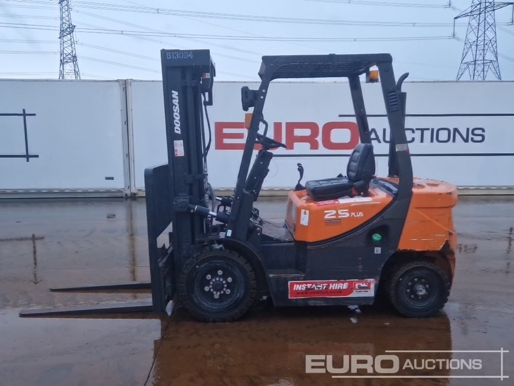 2021 Doosan D25GP - Вилочный погрузчик: фото 2 2021 Doosan D25GP - Вилочный погрузчик: фото 2