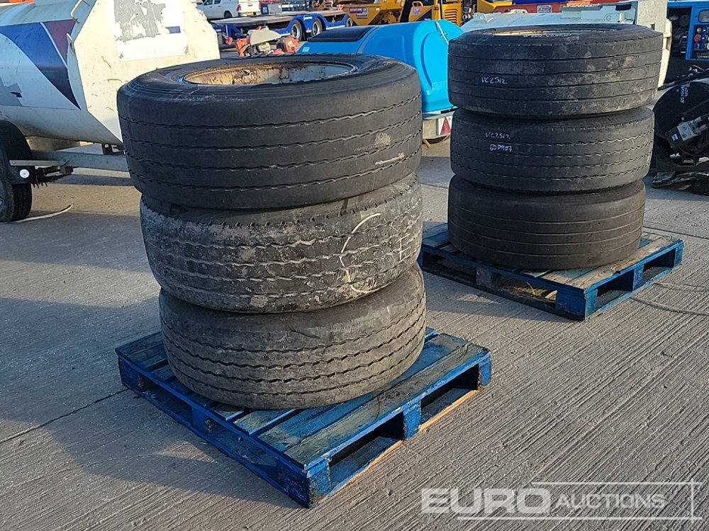 385/65R22.5 Tyre & Rim (6 of) - Шина: фото 1 385/65R22.5 Tyre & Rim (6 of) - Шина: фото 1
