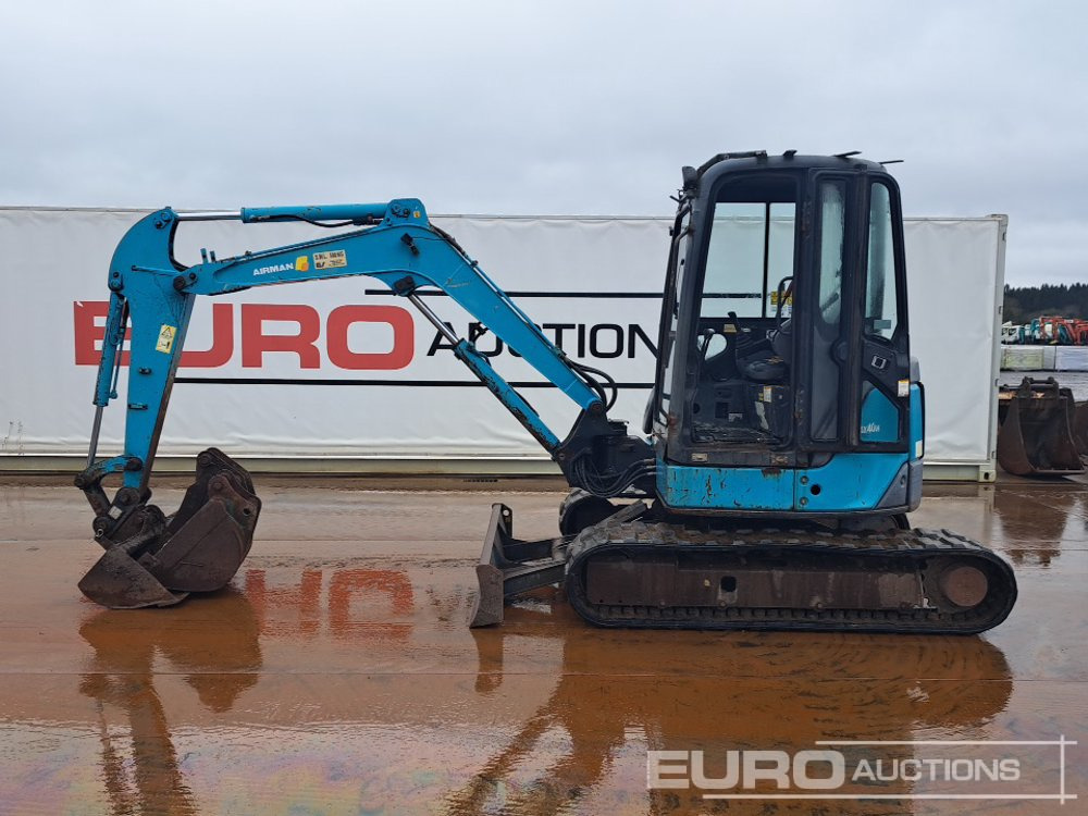 Airman AX40U-4 - Мини-экскаватор: фото 2 Airman AX40U-4 - Мини-экскаватор: фото 2