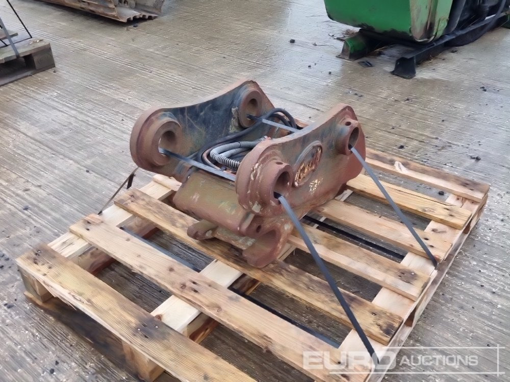 Geith Hydraulic Dedicated QH 65mm Pin to suit 13 Ton Excavator - Ковш: фото 1 Geith Hydraulic Dedicated QH 65mm Pin to suit 13 Ton Excavator - Ковш: фото 1