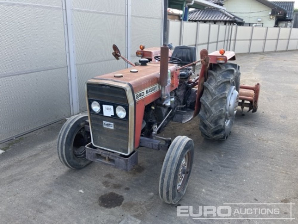 Massey Ferguson 240 - Трактор: фото 1 Massey Ferguson 240 - Трактор: фото 1
