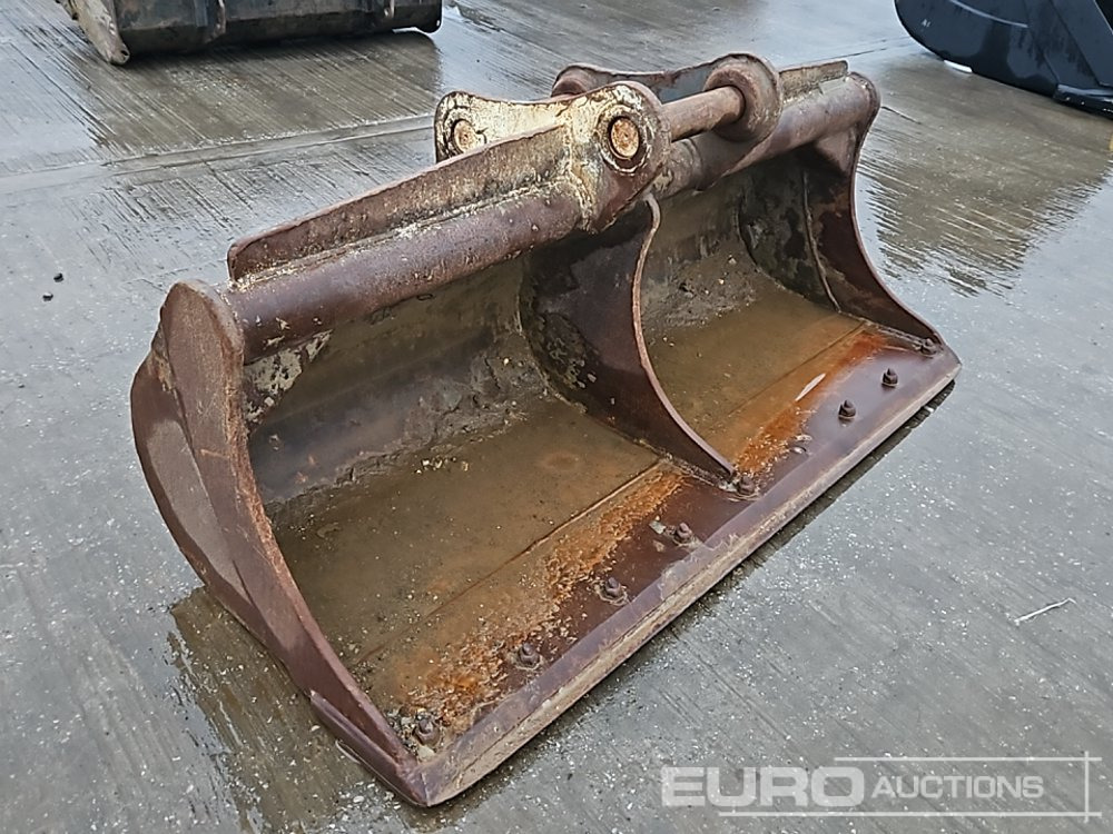 Strickland 72" Ditching Bucket 65mm Pin to suit 13 Ton Excavator - Ковш: фото 1 Strickland 72" Ditching Bucket 65mm Pin to suit 13 Ton Excavator - Ковш: фото 1