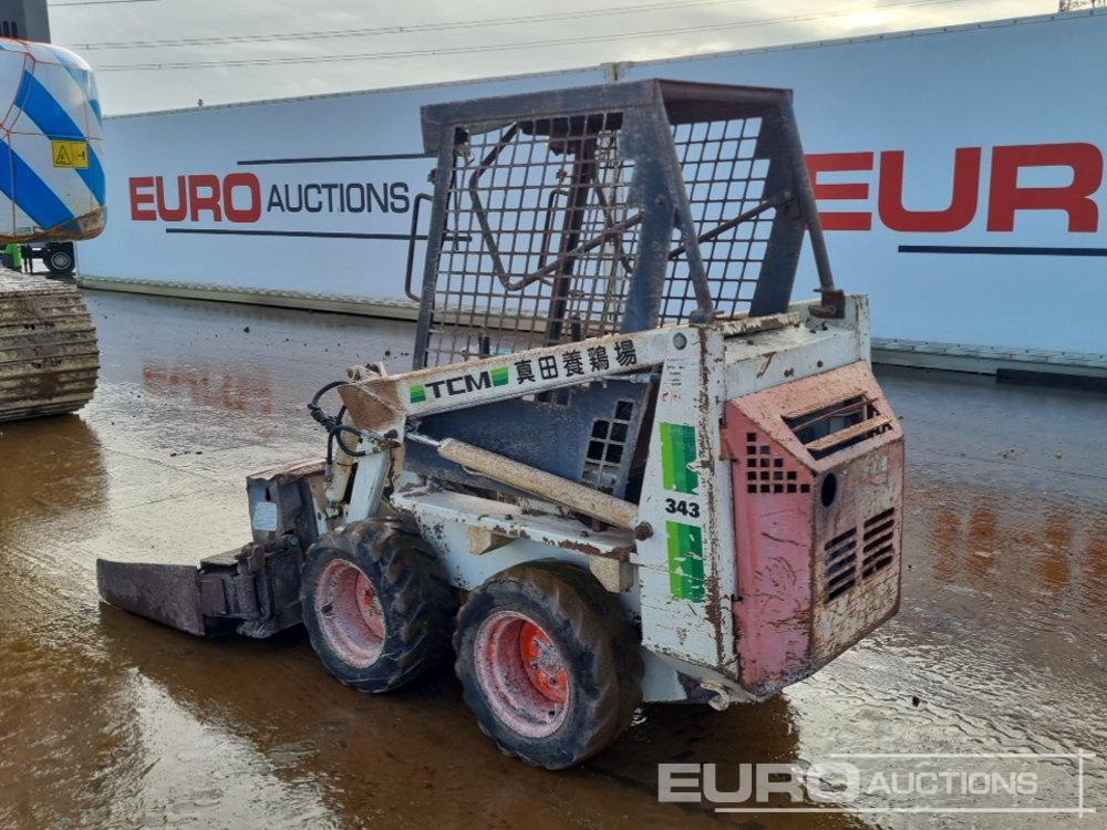 TCM 343 - Мини-погрузчик с бортовым поворотом: фото 3 TCM 343 - Мини-погрузчик с бортовым поворотом: фото 3