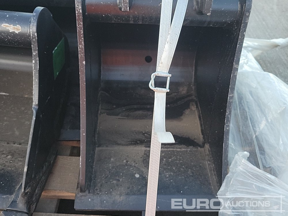 Новый Ковш Unused 34" Ditching, 18", 12" Digging Bucket 30mm Pin to suit Mini Excavator: фото 9