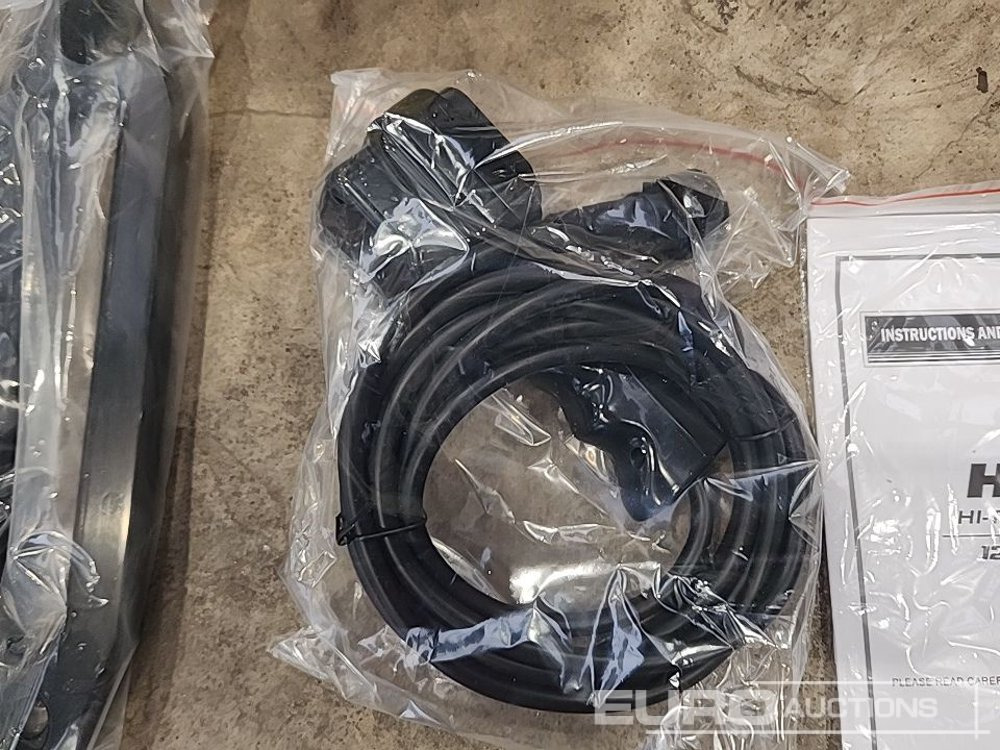 Оборудование для гаражей/ Мастерских Unused Hi-Torque HT12000 12 Volt Winch, 3/8" x 85' Rope: фото 6 Оборудование для гаражей/ Мастерских Unused Hi-Torque HT12000 12 Volt Winch, 3/8" x 85' Rope: фото 6