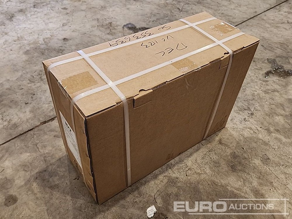 Оборудование для гаражей/ Мастерских Unused Hi-Torque HT12000 12 Volt Winch, 3/8" x 85' Rope: фото 22 Оборудование для гаражей/ Мастерских Unused Hi-Torque HT12000 12 Volt Winch, 3/8" x 85' Rope: фото 22