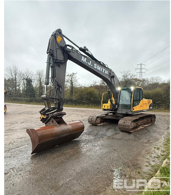 Volvo EC210CL - Гусеничный экскаватор: фото 1 Volvo EC210CL - Гусеничный экскаватор: фото 1