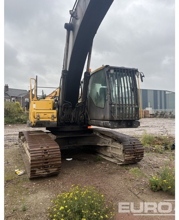 Volvo EC290CL - Гусеничный экскаватор: фото 3 Volvo EC290CL - Гусеничный экскаватор: фото 3