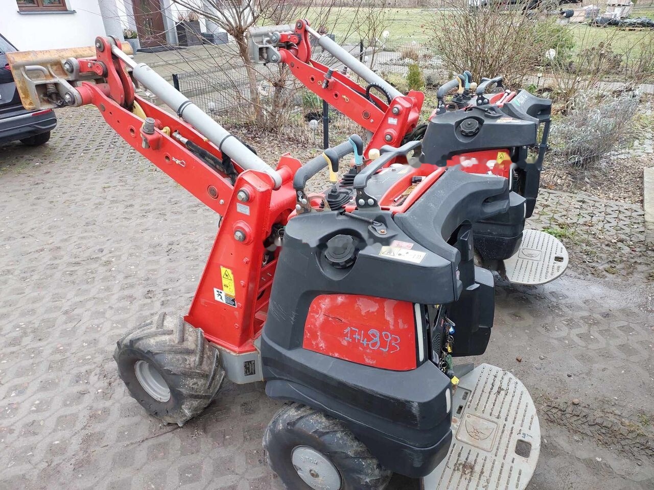 Ditch-Witch Zahn R300 - Траншеекопатель: фото 3 Ditch-Witch Zahn R300 - Траншеекопатель: фото 3