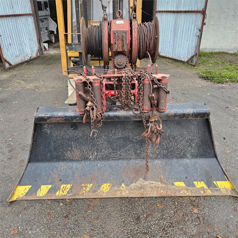 ABC SP100 - Лебёдка: фото 2 ABC SP100 - Лебёдка: фото 2