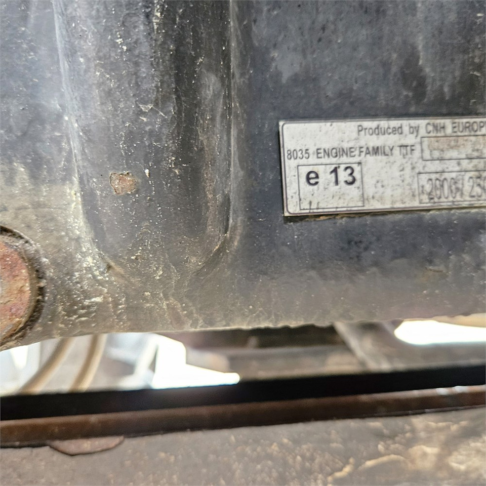 Трактор CASE IH Farmall 65A: фото 30