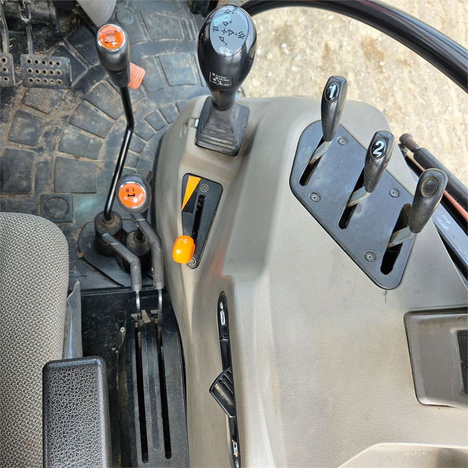 Трактор CASE IH Farmall 65A: фото 11