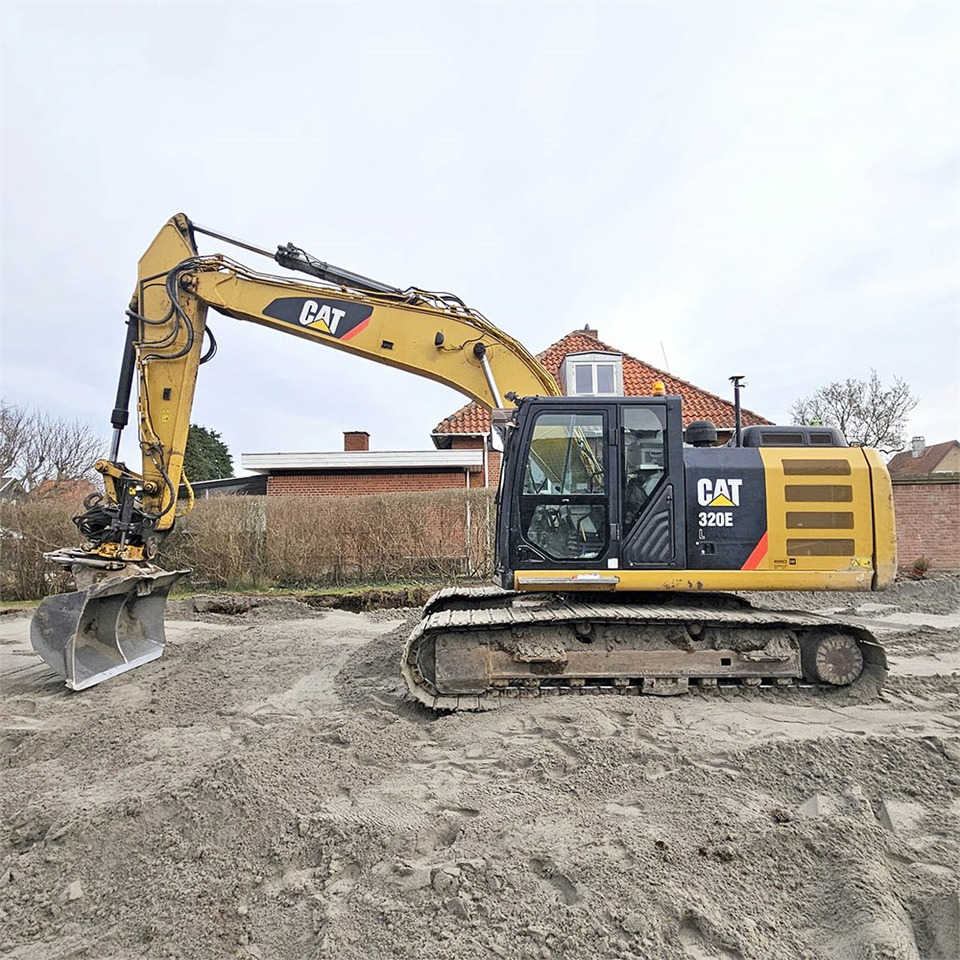 Caterpillar 320 EL - Гусеничный экскаватор: фото 1 Caterpillar 320 EL - Гусеничный экскаватор: фото 1