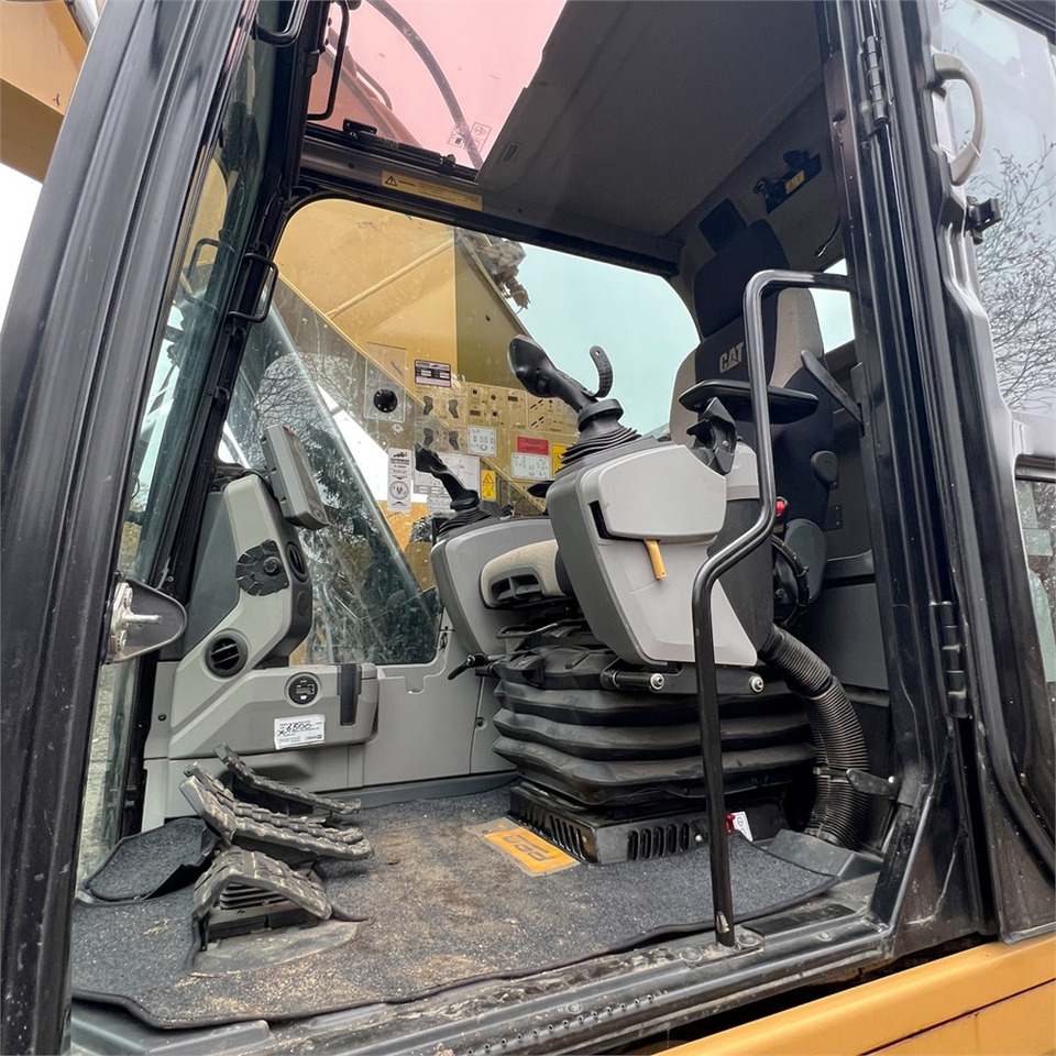 Гусеничный экскаватор Caterpillar 335FL CR: фото 15 Гусеничный экскаватор Caterpillar 335FL CR: фото 15