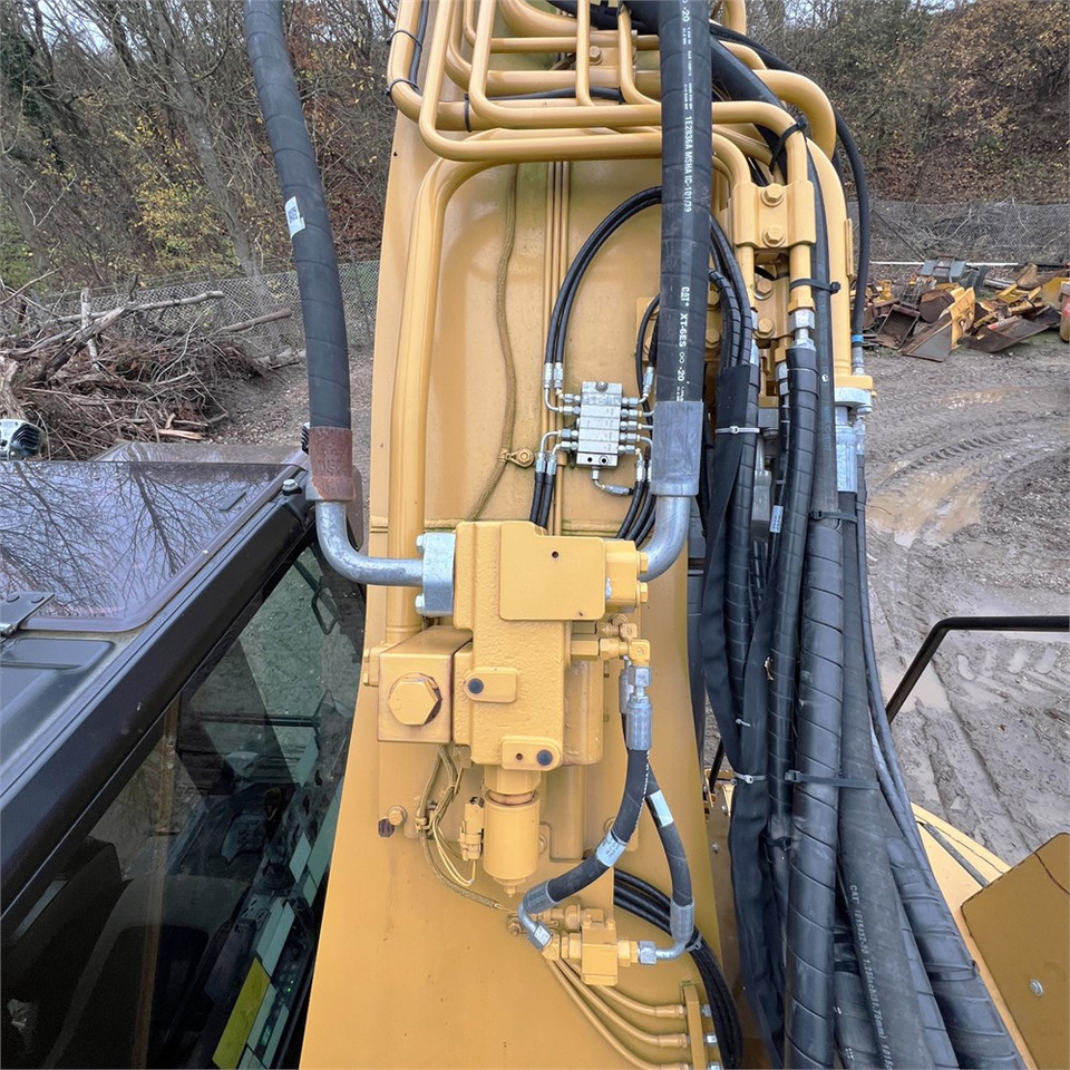 Гусеничный экскаватор Caterpillar 335FL CR: фото 30 Гусеничный экскаватор Caterpillar 335FL CR: фото 30