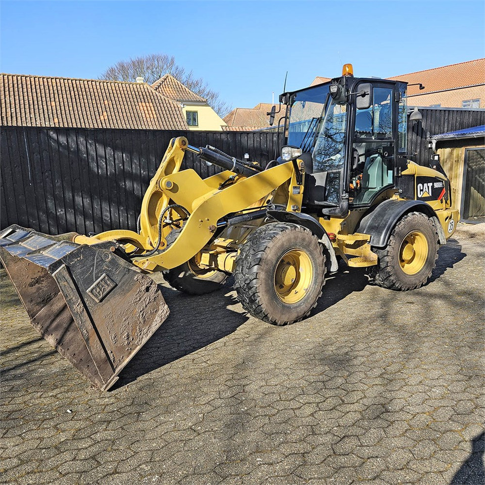 Caterpillar 908 H2 - Колёсный погрузчик: фото 1 Caterpillar 908 H2 - Колёсный погрузчик: фото 1