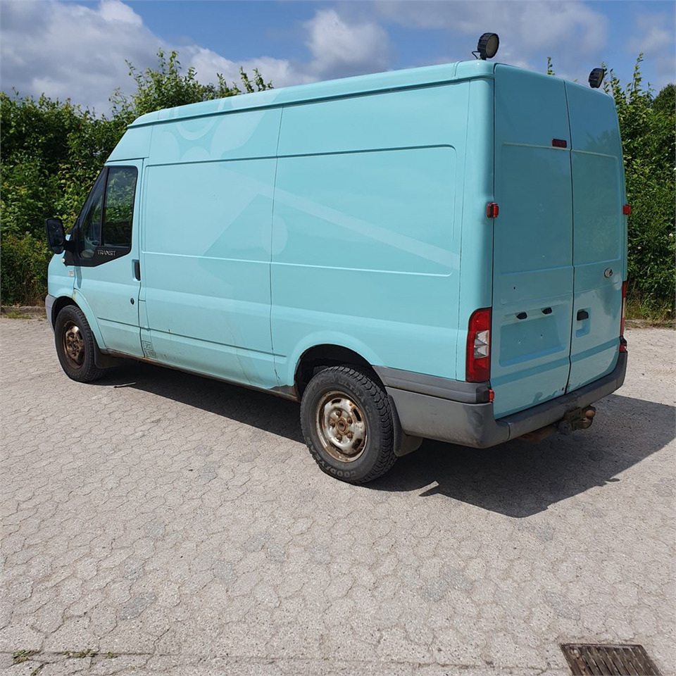 Ford Transit Van 2,4 Tdci 350m Rwd - Цельнометаллический фургон: фото 2 Ford Transit Van 2,4 Tdci 350m Rwd - Цельнометаллический фургон: фото 2