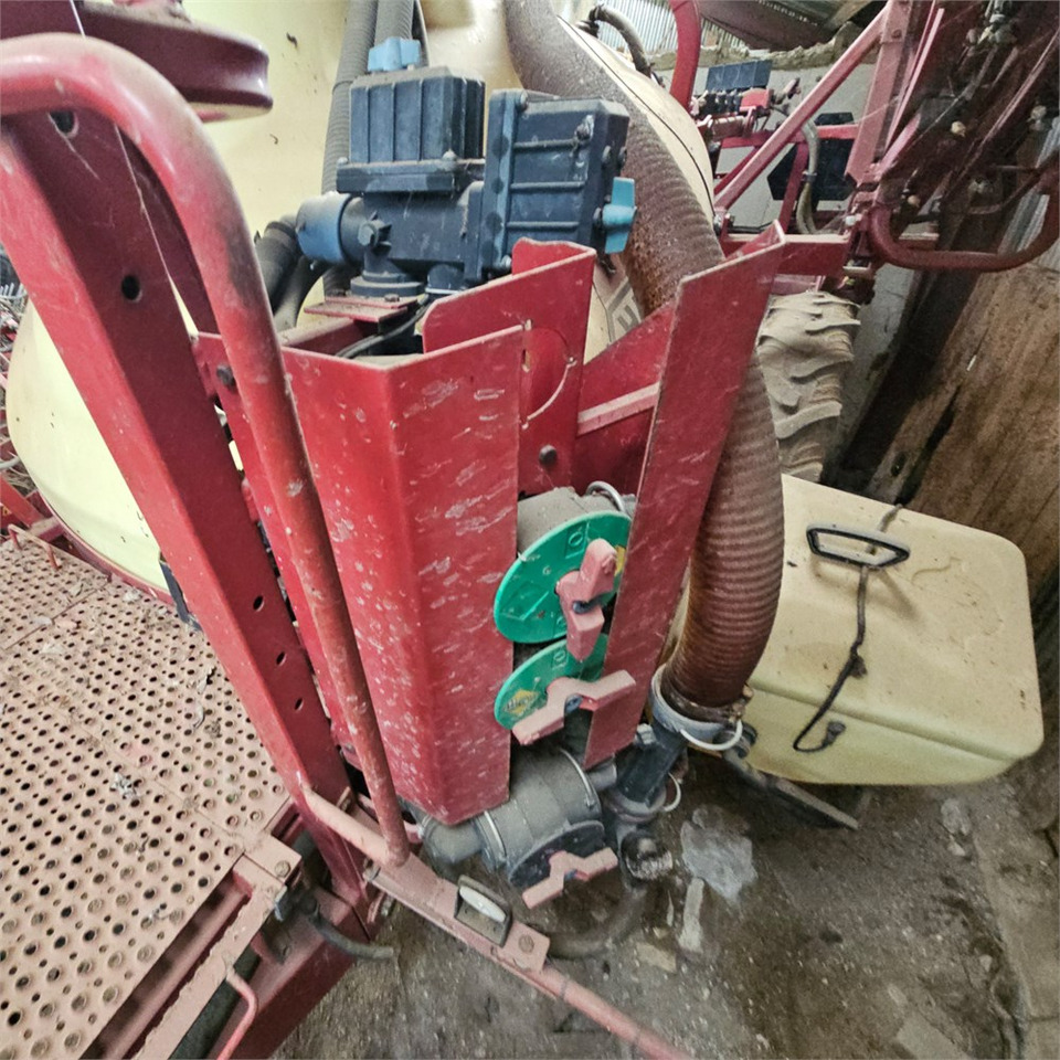 Опрыскиватель Hardi CM2 Commander 2.800 l: фото 22