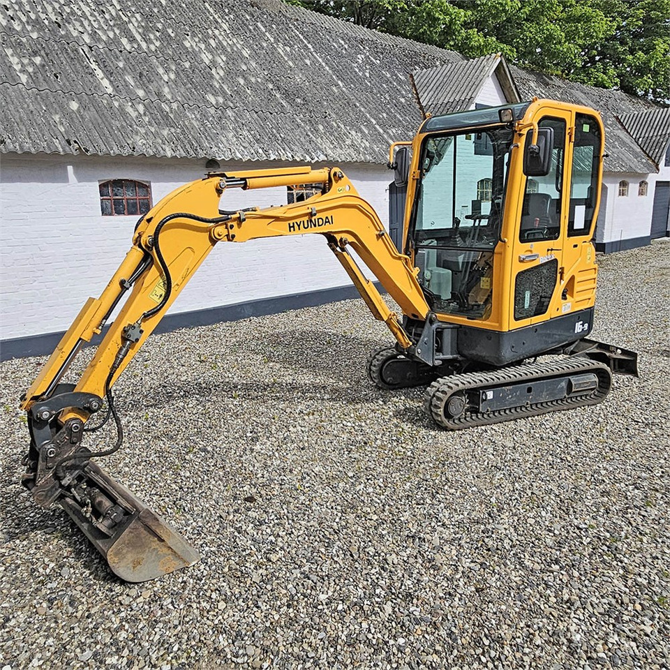 Hyundai Robex 16-9 - Мини-экскаватор: фото 2 Hyundai Robex 16-9 - Мини-экскаватор: фото 2