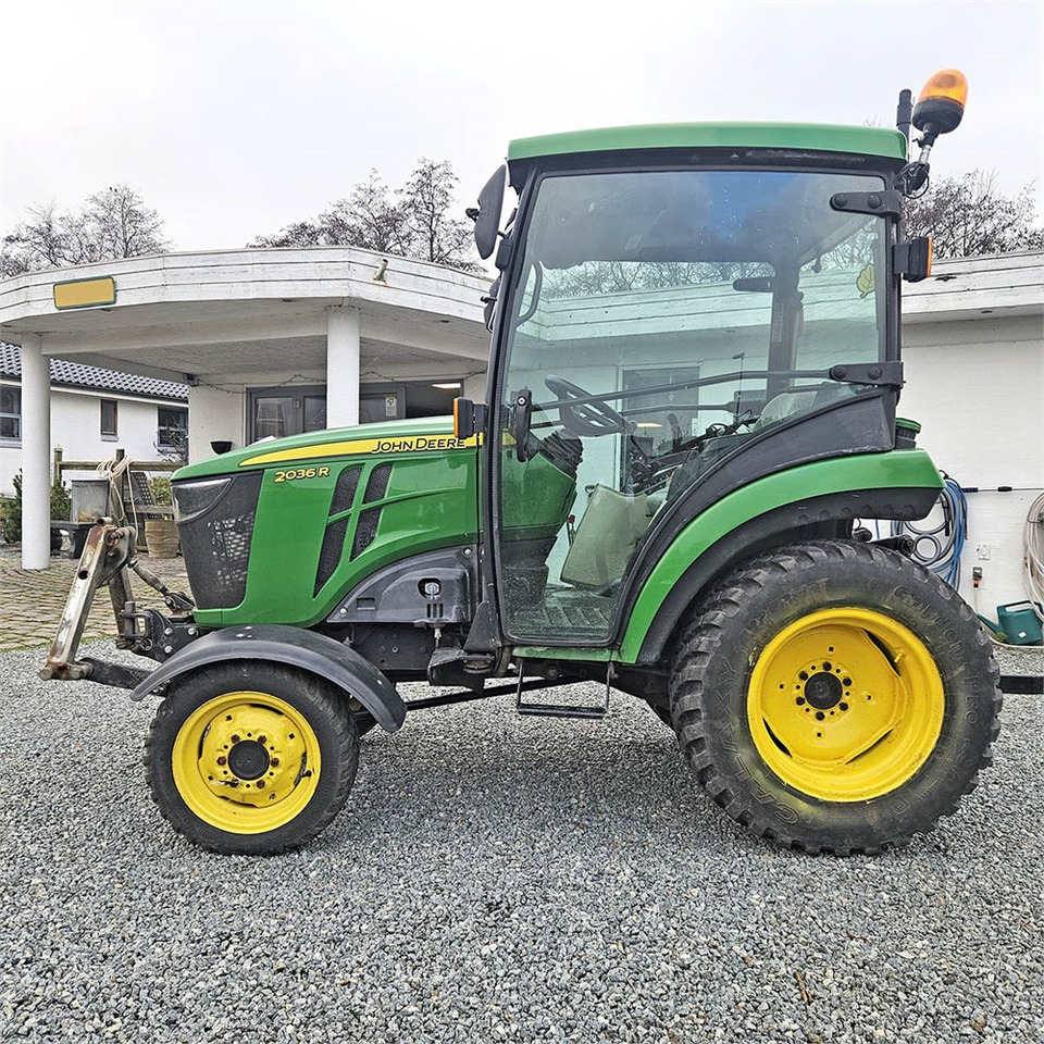 John Deere 2036 R - Коммунальный трактор: фото 2 John Deere 2036 R - Коммунальный трактор: фото 2
