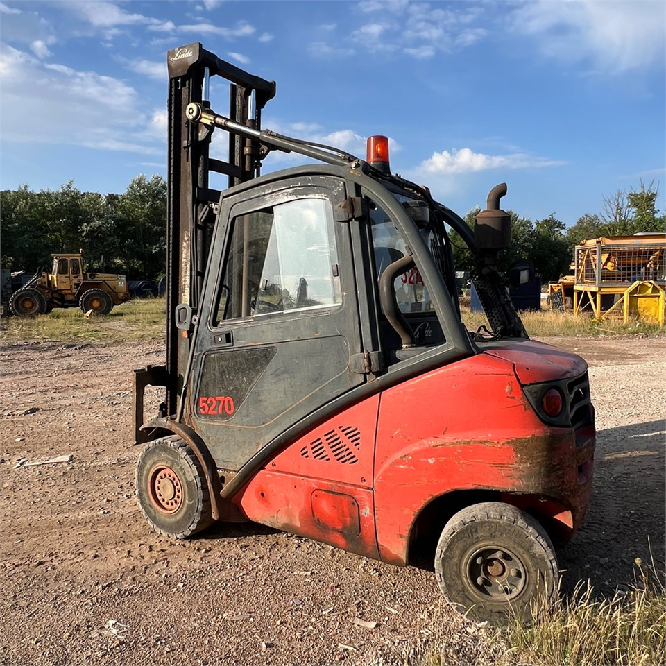 Linde H35D - Вилочный погрузчик: фото 3 Linde H35D - Вилочный погрузчик: фото 3