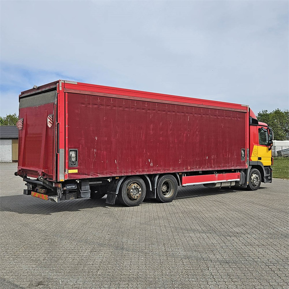 Mercedes Actros 2541 - Грузовик с закрытым кузовом: фото 5 Mercedes Actros 2541 - Грузовик с закрытым кузовом: фото 5