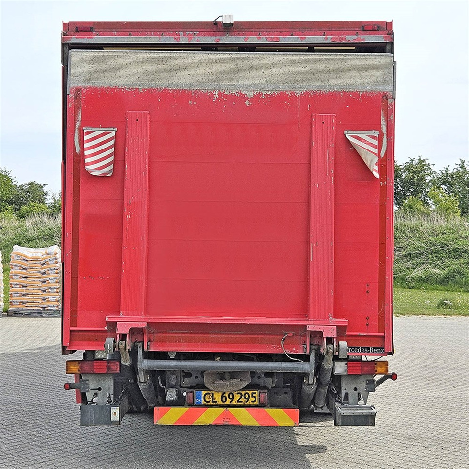 Mercedes Actros 2541 - Грузовик с закрытым кузовом: фото 4 Mercedes Actros 2541 - Грузовик с закрытым кузовом: фото 4