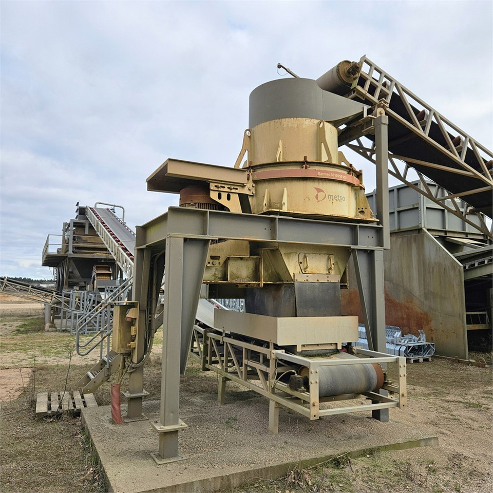 Конусная дробилка Metso Barmac B6150SE: фото 1