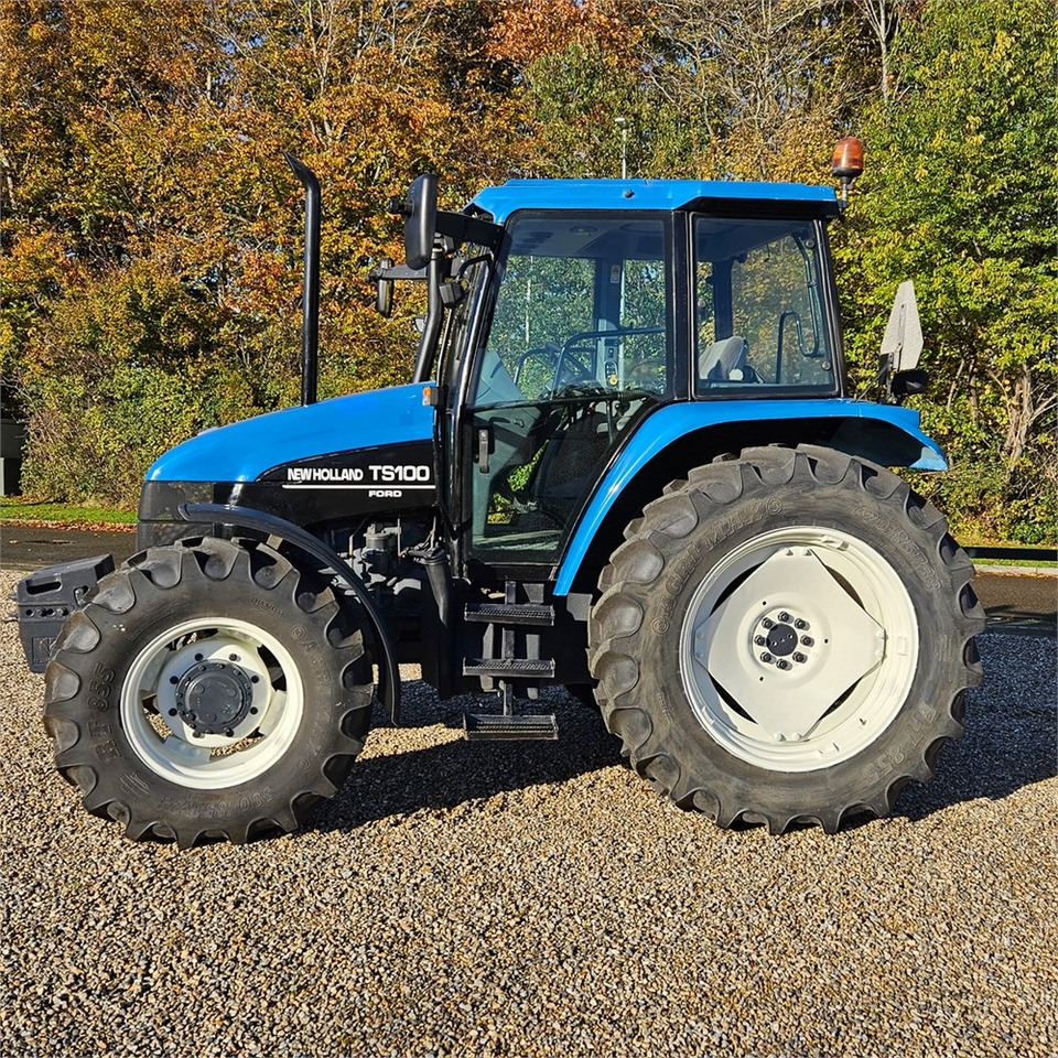 New Holland TS 100 - Трактор: фото 3 New Holland TS 100 - Трактор: фото 3