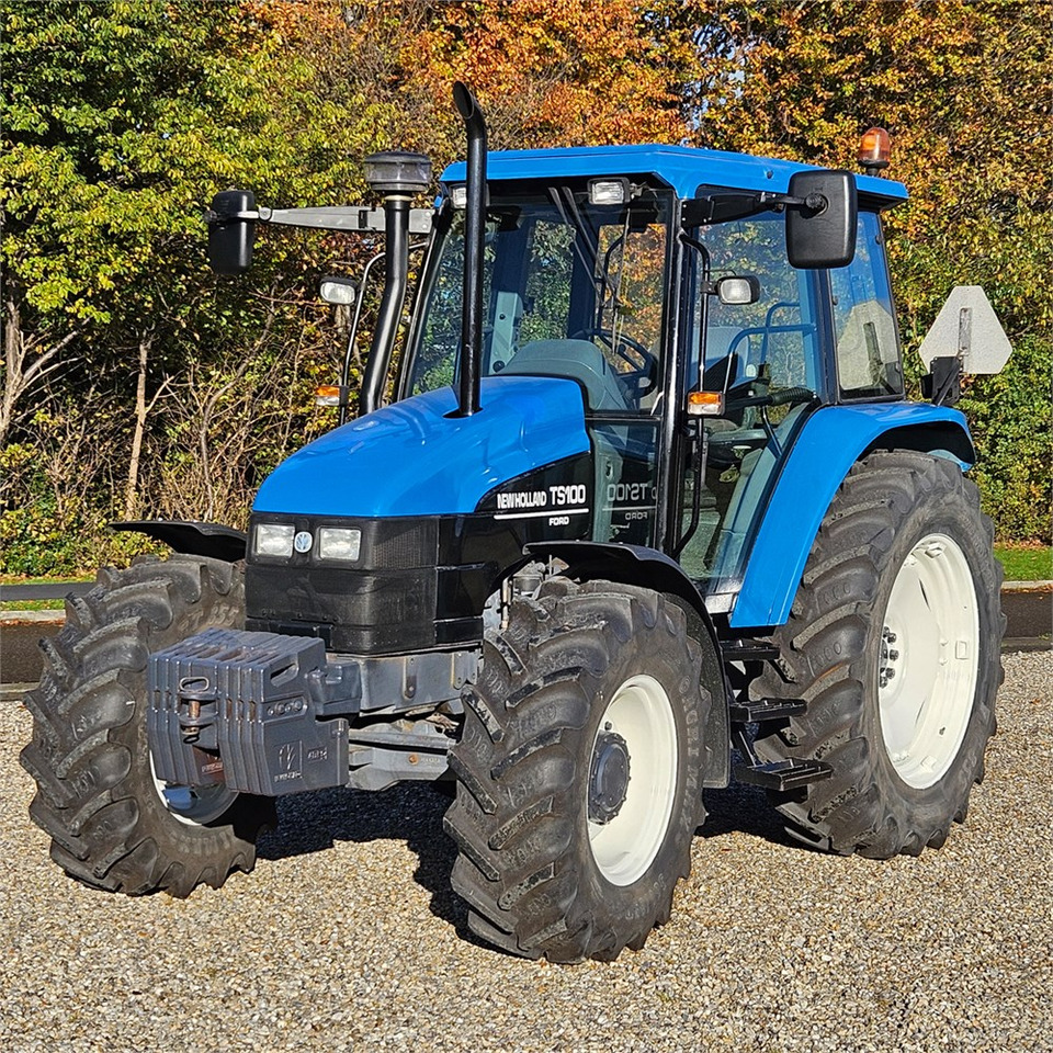New Holland TS 100 - Трактор: фото 2 New Holland TS 100 - Трактор: фото 2