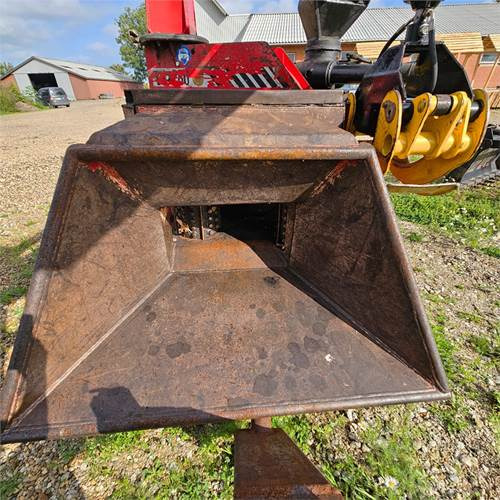 TP 280 PTO - Измельчитель древесины: фото 5 TP 280 PTO - Измельчитель древесины: фото 5