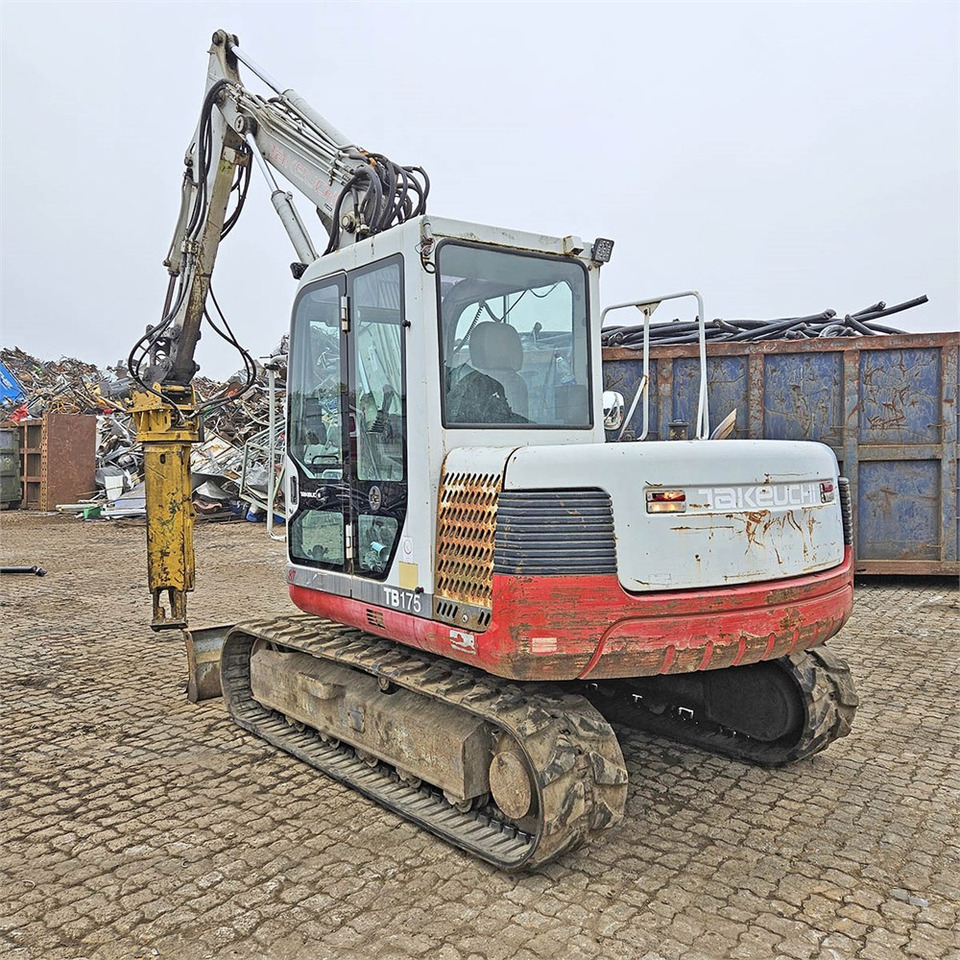 Takeuchi TB175 - Мини-экскаватор: фото 3 Takeuchi TB175 - Мини-экскаватор: фото 3