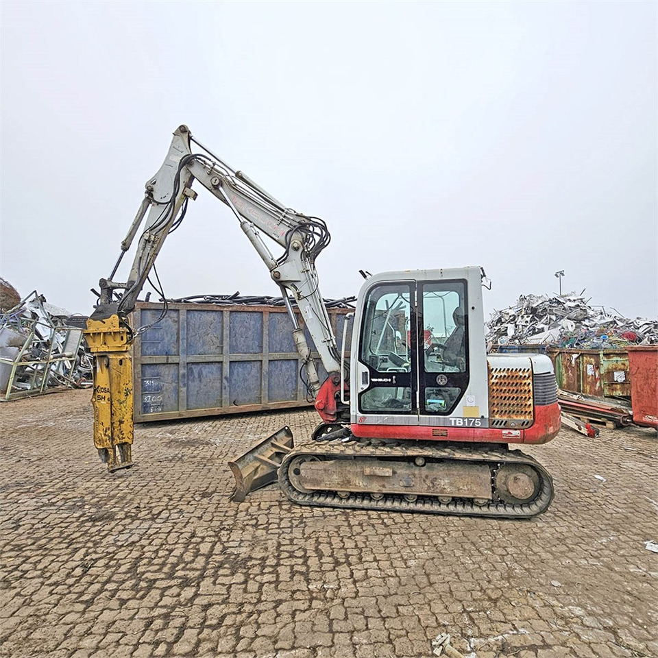 Takeuchi TB175 - Мини-экскаватор: фото 2 Takeuchi TB175 - Мини-экскаватор: фото 2