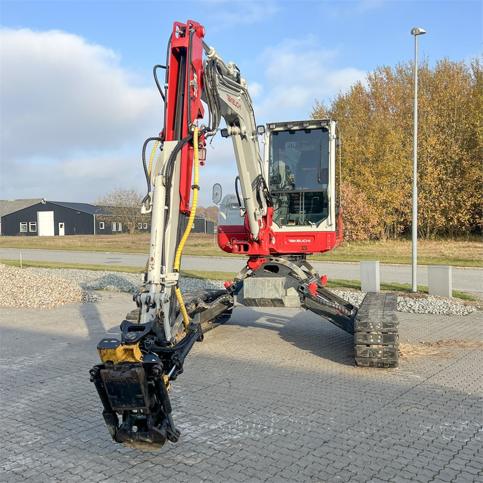 Takeuchi TB260 Levelizer - Мини-экскаватор: фото 2 Takeuchi TB260 Levelizer - Мини-экскаватор: фото 2