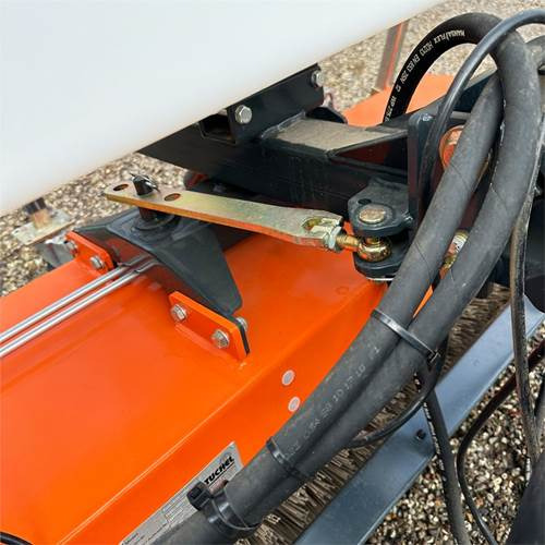 Колёсный погрузчик Tuchel Plus 590 - 150: фото 8