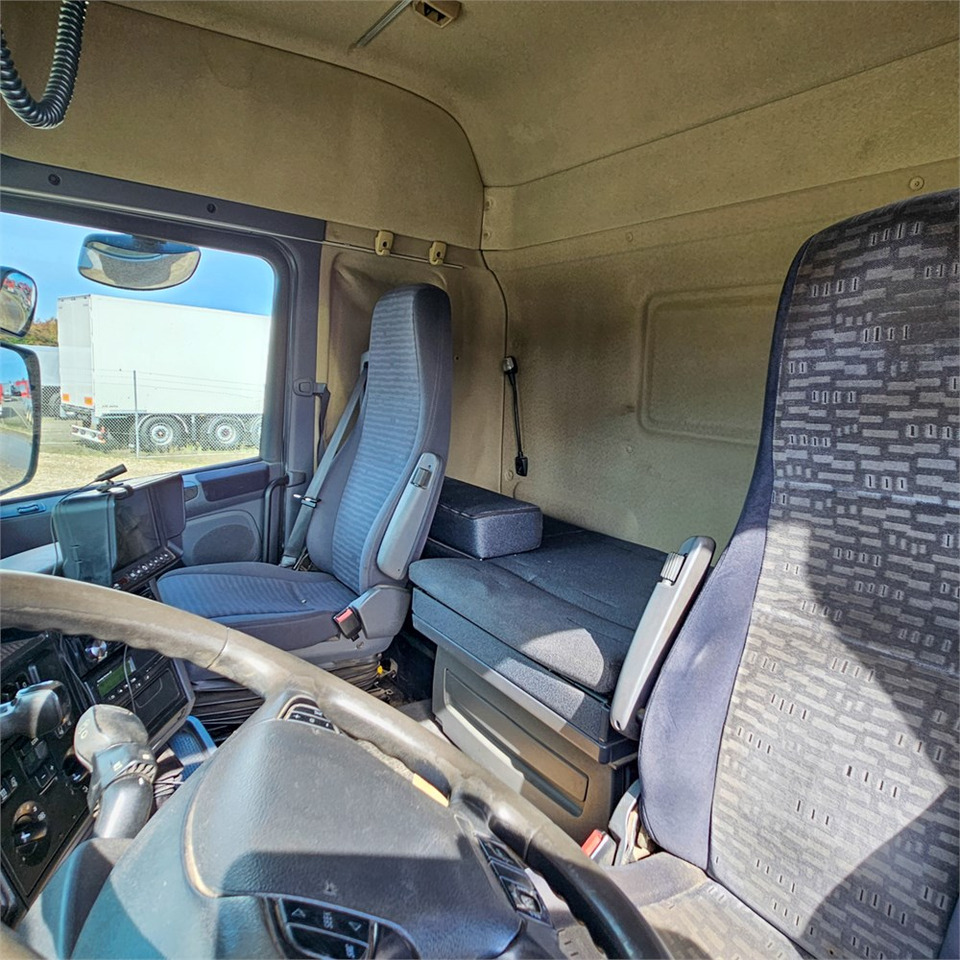 Scania R470 LA 6x2/4 в лизинг Scania R470 LA 6x2/4: фото 13 Scania R470 LA 6x2/4 в лизинг Scania R470 LA 6x2/4: фото 13